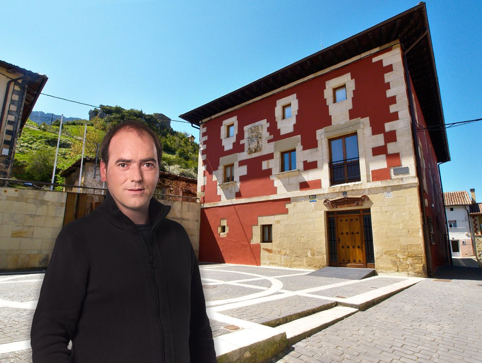 Bernedoko alkateak festa "eskuetatik joan" zitzaiela aitortu du, baina ez du dimititu
