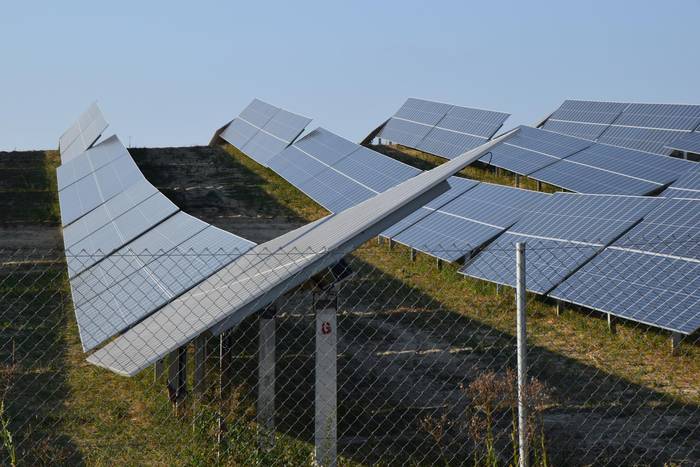 Aldundiak ezezkoa eman die Solariaren lehenengo hiru proiektu fotovoltaikoei