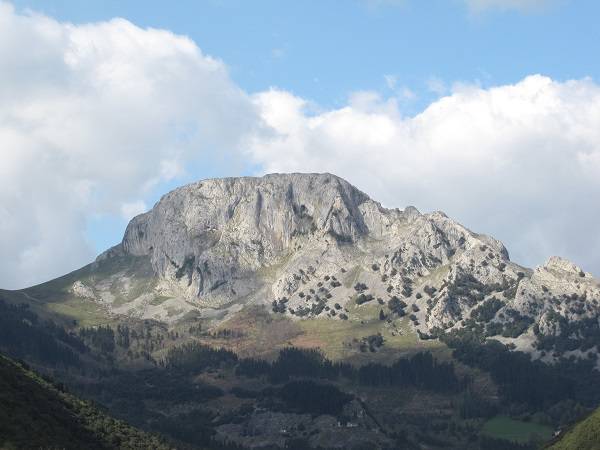 [GEUrekin mendira] Mugarra