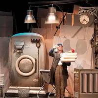 'Italino Grand Hotel', La Tal konpainia