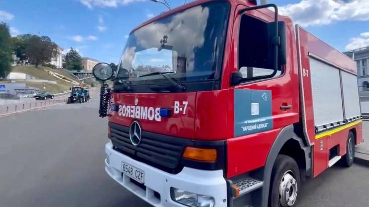 Ukrainara iritsi dira Gasteizek bidalitako bi suhiltzaile kamioiak