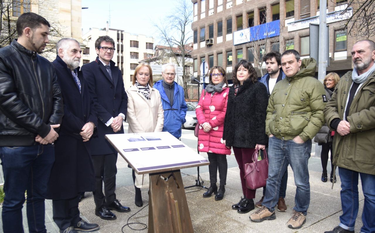 Karmeldarren komentuan laugarren Memoriagunea inauguratu dute