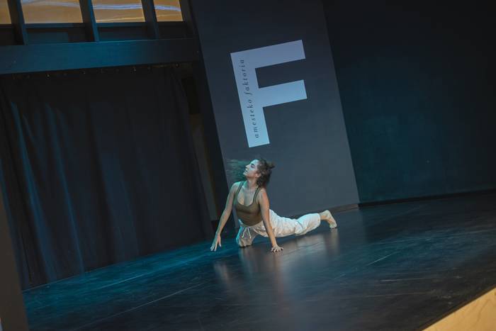 'Esperientziatik gorputzera'