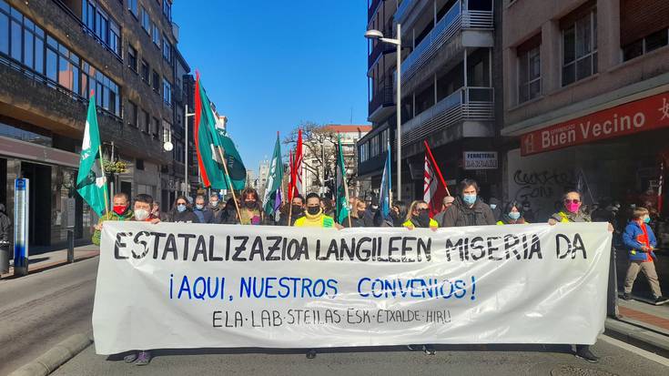 Milaka lagun batu dira lan erreformaren kontrako manifestazioetan