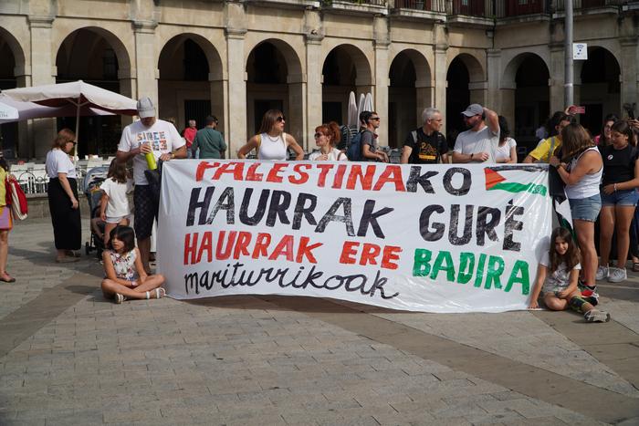 Bi urteko genozidioa, bi urteko isiltasuna