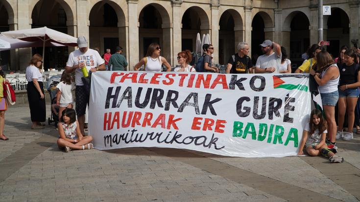 Bi urteko genozidioa, bi urteko isiltasuna