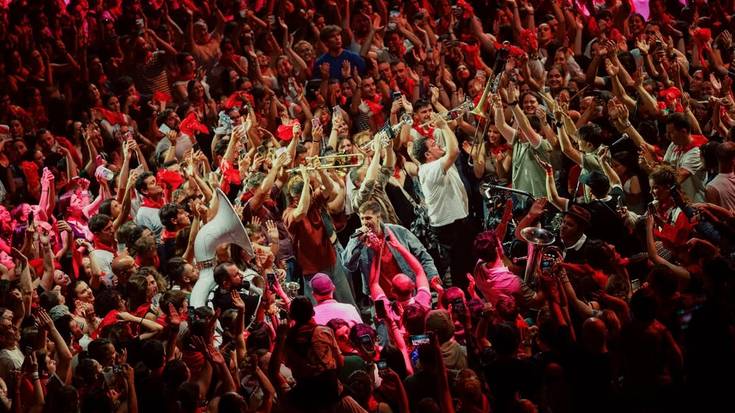 "Etxera bueltan" da ETS, Gasteizen emango duen kontzertu handi batekin