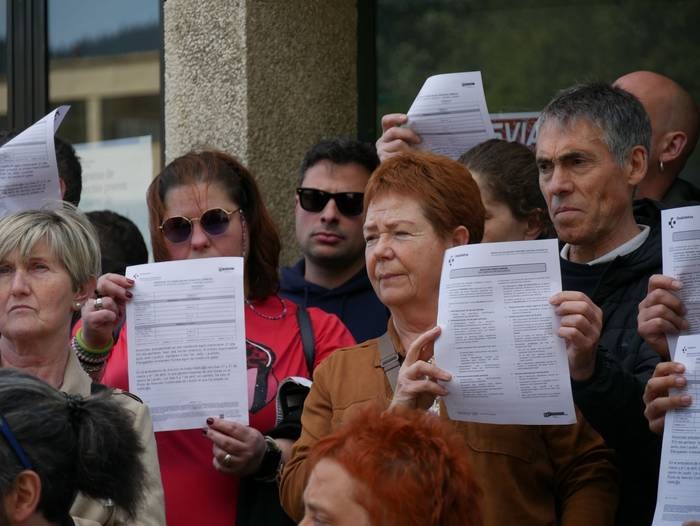 Aiaraldeko etengabeko arreta, kezka iturri