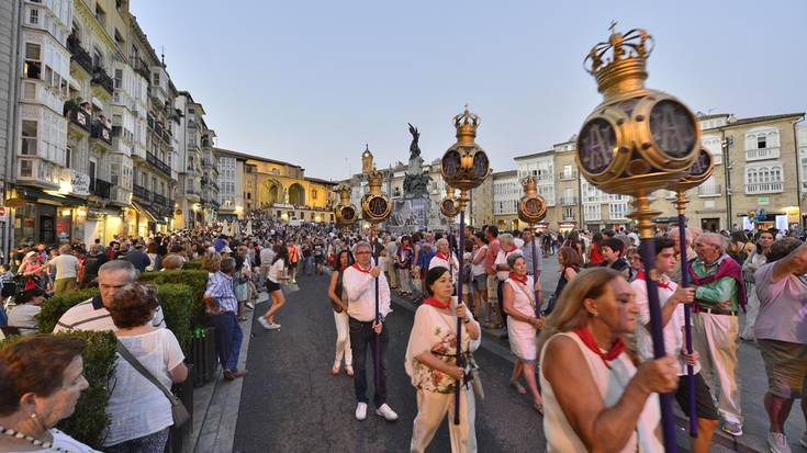 Argitzen jarraituko dute