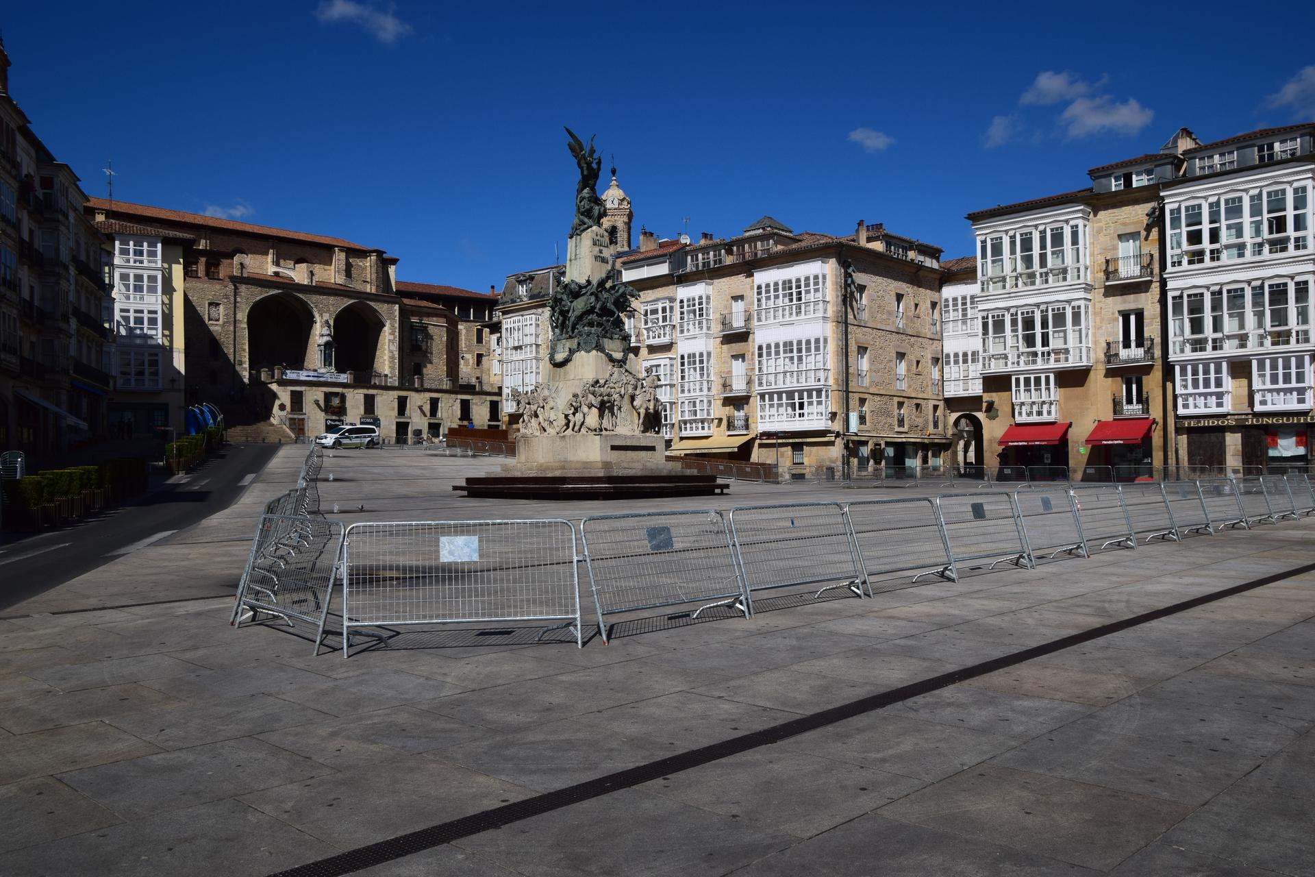 Aurten ere itxita izango da Andre Maria Zuriaren plaza abuztuaren 4an