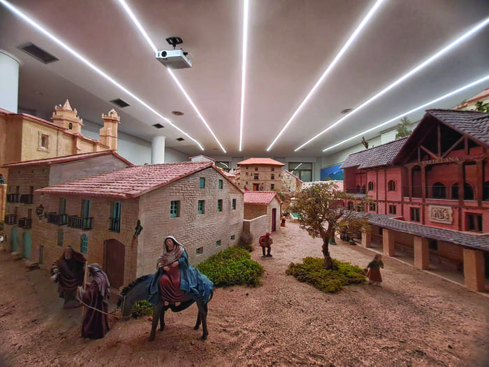 Jaiotza monumentala Eltziegon