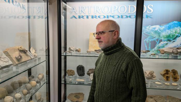 Planeta oso bat, harrietan txertatuta