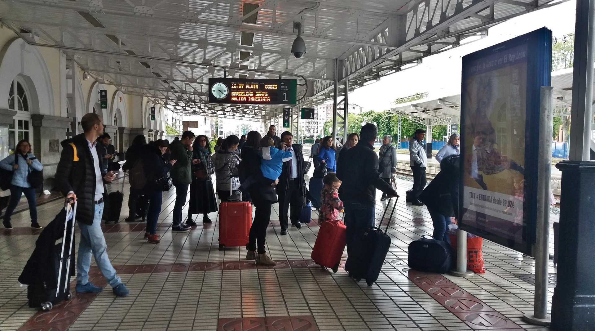Lautadako aldiriko tren zerbitzu berriak 137 zirkulazio eskainiko ditu